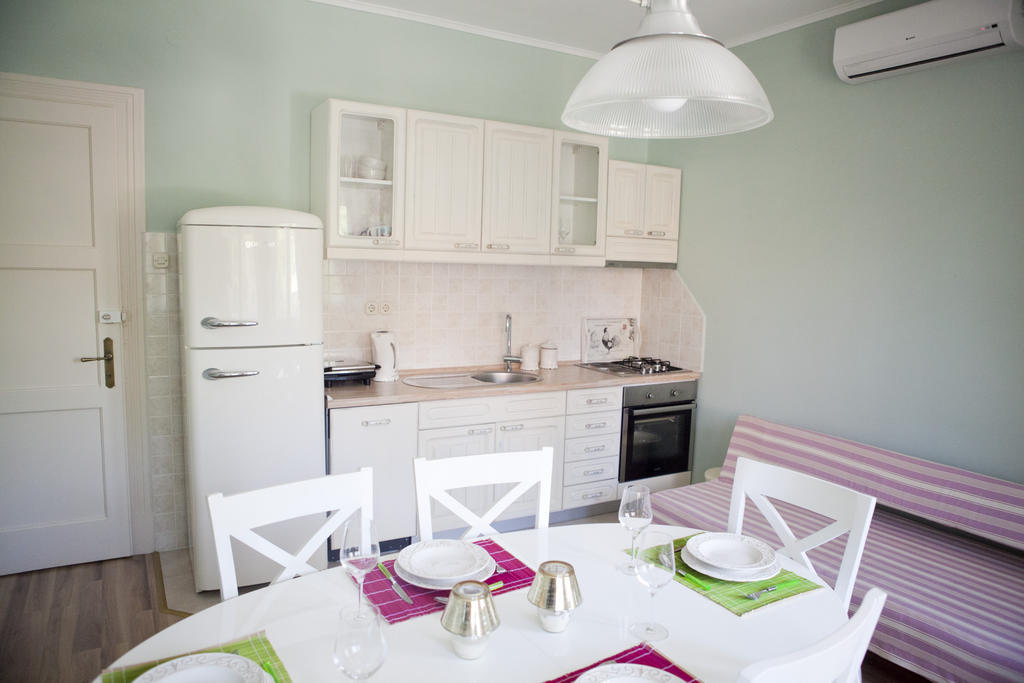 Shabby Chic Apartments Szybenik Pokój zdjęcie